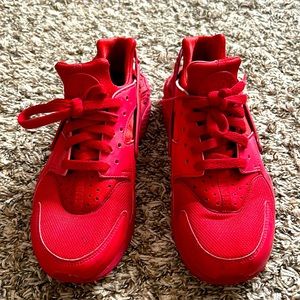 Red Womens Nike Air Huarache (size 8)
